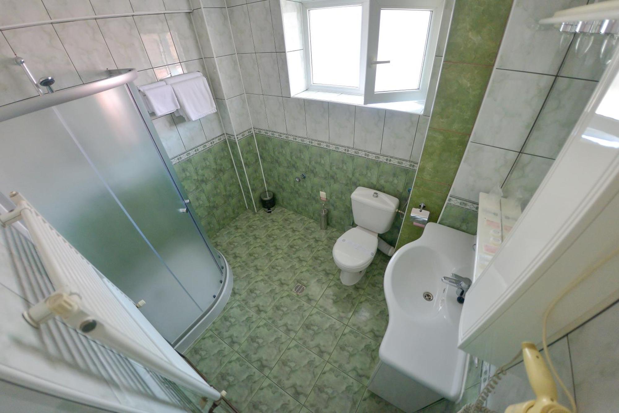 Pension Happy Day - Motorcycle Friendly Sibiu Exterior foto